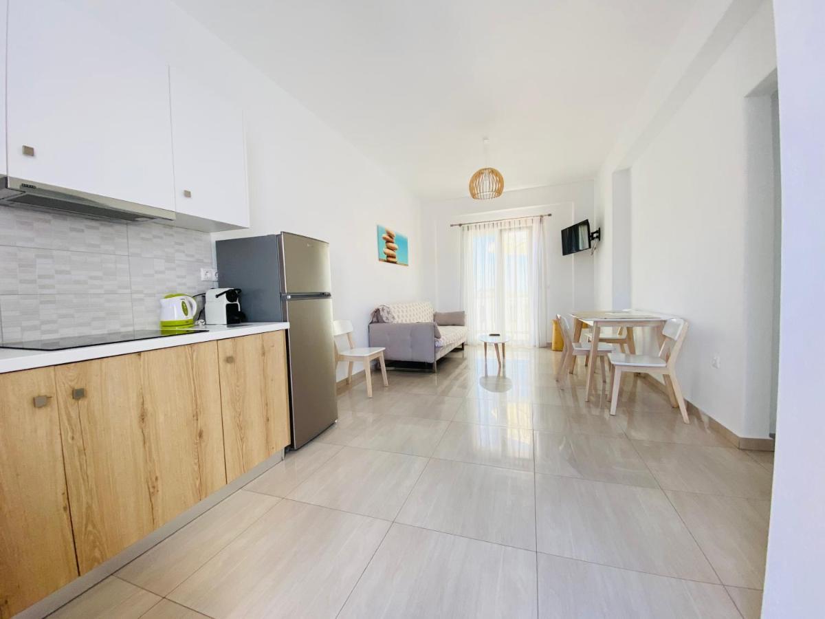 Eleftheria Hotel & Apartments ออร์นอส ภายนอก รูปภาพ