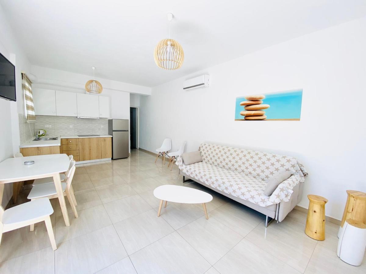 Eleftheria Hotel & Apartments ออร์นอส ภายนอก รูปภาพ