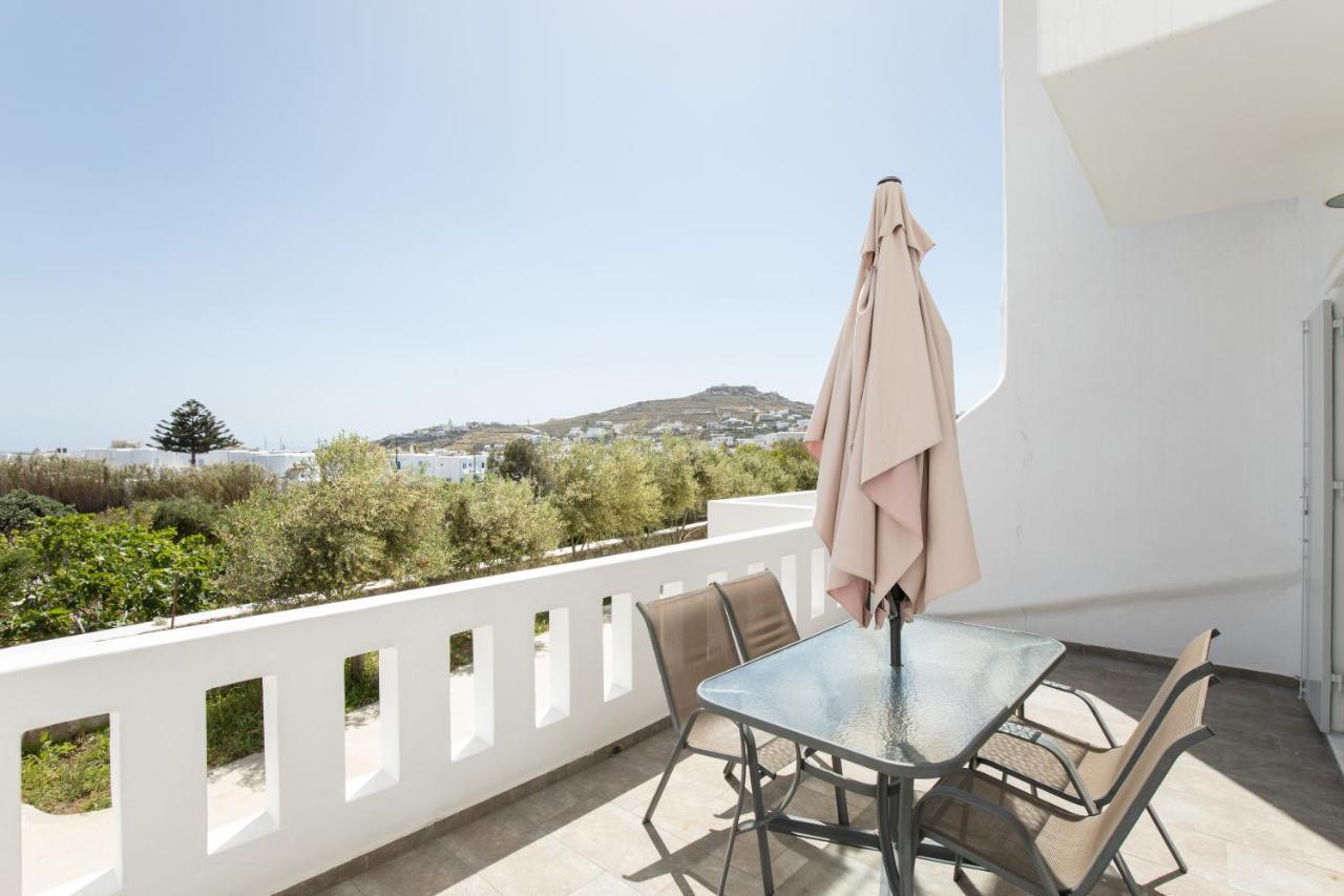 Eleftheria Hotel & Apartments ออร์นอส ภายนอก รูปภาพ