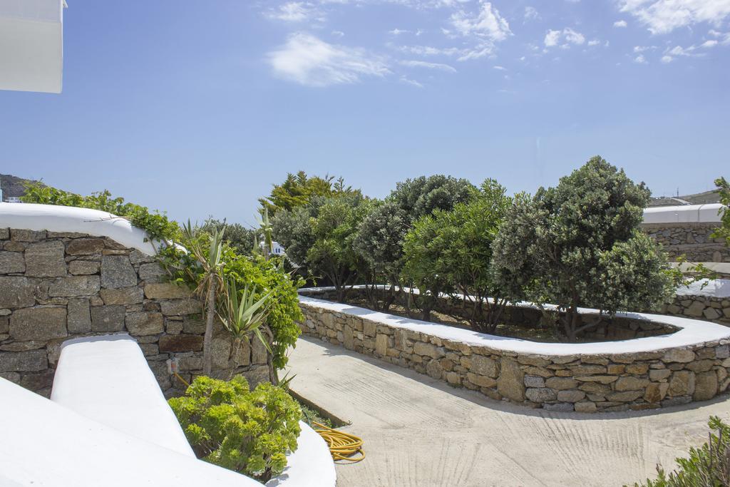 Eleftheria Hotel & Apartments ออร์นอส ภายนอก รูปภาพ
