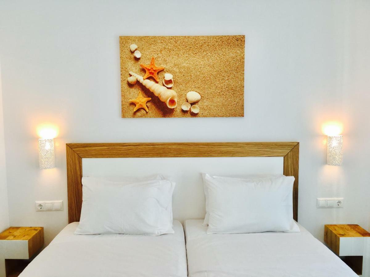 Eleftheria Hotel & Apartments ออร์นอส ภายนอก รูปภาพ